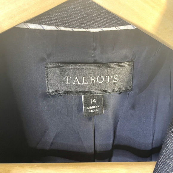 Talbots Navy Blazer - Picture 4 of 11
